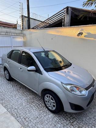 FORD FIESTA 1.6 ROCAM SE 8V FLEX 4P MANUAL